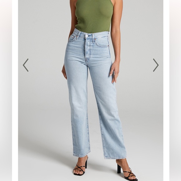 Levi's Ribcage Straight Jeans Size 30 - Picture 4 of 6